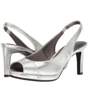 LifeStride Women's Mega Slip On Comfort Dress Heels Silver Sparkle Size:9W